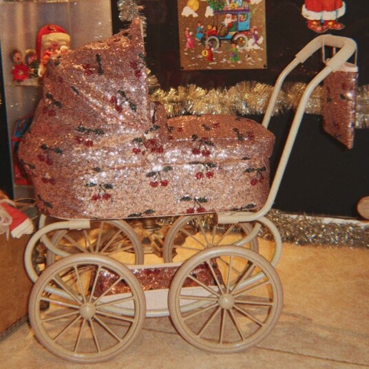 Konges Sløjd Sparkly Dukkevogn, Cherry Sequin