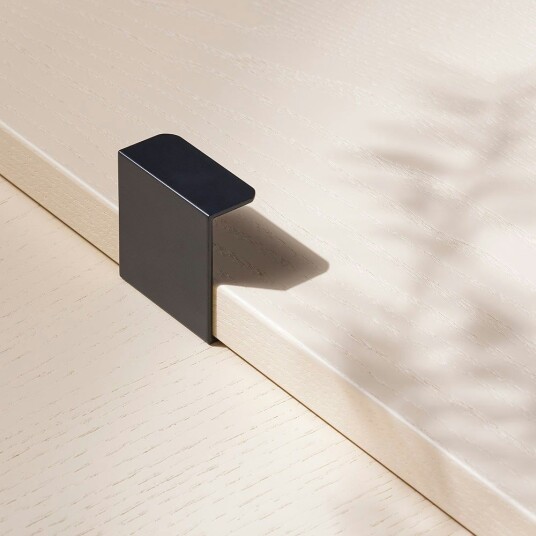 Beslag Design Hide 40 Håndtak Toniton Svart Beslag Design Hide 40 Håndtak Toniton Svart