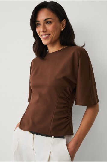 Ellos Collection   Topp med draperte detaljer   Brun
