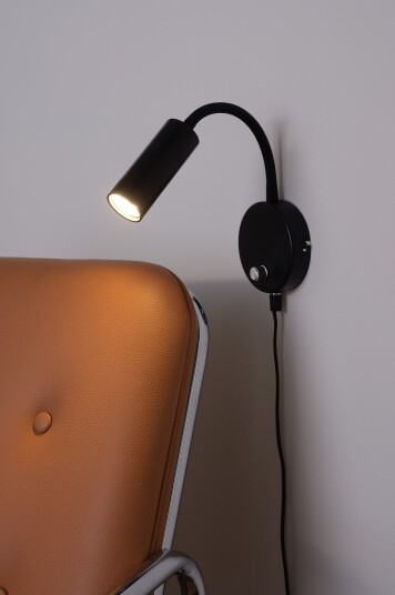 Jotex LEE fleksibel vegglampe Svart 2249548010 Jotex LEE fleksibel vegglampe Svart 2249548010