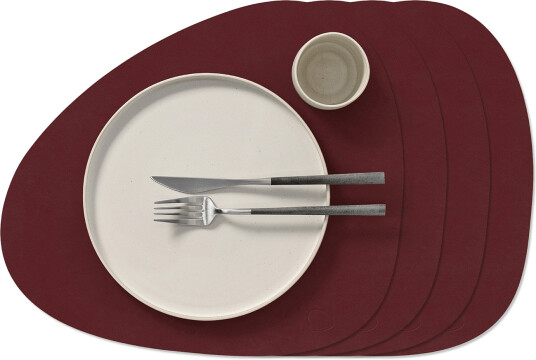 LIND DNA 4 Set Table Mat Curve L Nupo Burgundy Burgundy 37X44CM