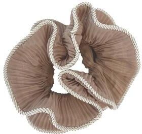 By Stær  Lilje Scrunchie   Taupe