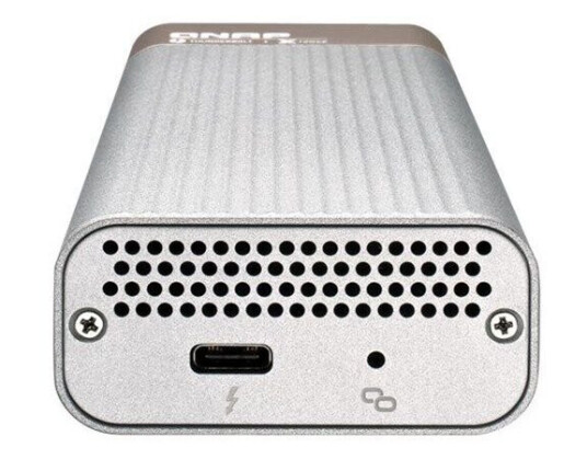 QNAP QNA-T310G1S Connect to 10GbE SFP+ networks over Thunderbolt 3