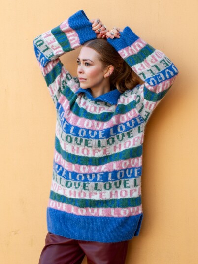 Garnius 321K 05a LOVE HOPE genser Garnius 321K 05a LOVE HOPE genser
