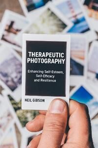 Therapeutic Photography Av Neil Gibson