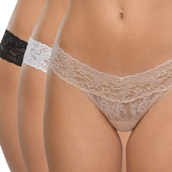 Hanky Panky Truser 3P Low Rise Lace Thong Svart/Hvit nylon One Size Dame Hanky Panky Truser 3P Low Rise Lace Thong Svart/Hvit nylon One Size Dame