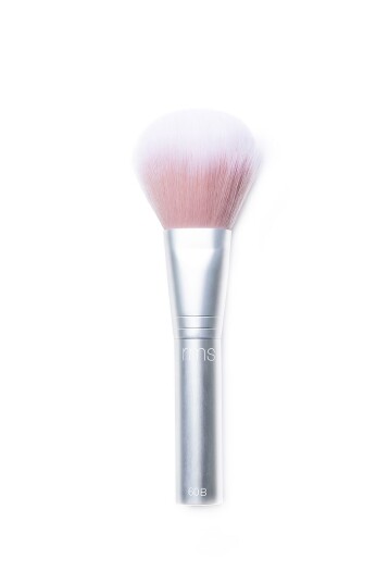 Skin2Skin Powder Blush Brush Skin2Skin Powder Blush Brush