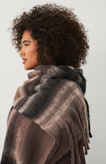 Ellos Collection - Skjerf med frynser - Brun