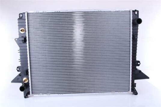 Radiator NISSENS 64321A