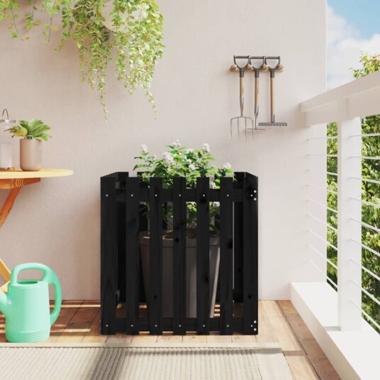 Plantekasse med gjerdedesign svart 70x70x70 cm heltre furu