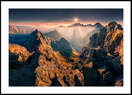 Golden Mountain Peaks Plakat / 30x40