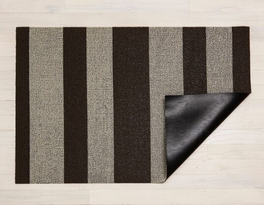 CHILEWICH Bold Stripe Dørmatte 46 x71cm PEBBLE