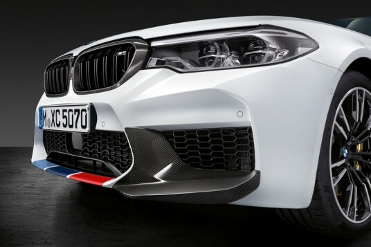 Alternativvare Splitter carbon
Performance Style
M5 SPLT 054
