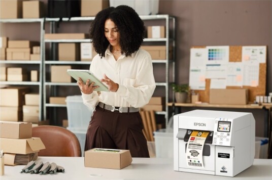 Epson Colorworks D3800e EtikettSkriver, Usb/Ethernet (Farge, Blekkstråle) Maks Mediebredde 108 Mm, Utskriftsbredde 108 Mm, RulleDiameter Maks 102 Mm, Hastighet Maks 100 Mm/Sek Epson Colorworks D3800e EtikettSkriver, Usb/Ethernet (Farge, Blekkstråle) Maks Mediebredde 108 Mm, Utskriftsbredde 108 Mm, RulleDiameter Maks 102 Mm, Hastighet Maks 100 Mm/Sek