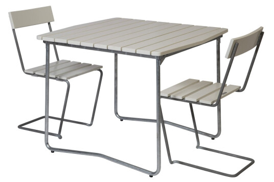 Grythyttan Stålmöbler B31 spisegruppe Hvitlakkert ek/galvanisert stål 2 stoler & bord 84 x 92 cm