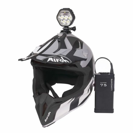 Snøscooterlykt/hjelmlykt LUMONITE Navigator2 4195 lm / Oppladbar 1 x lys og batteri + GoPro feste 4195 lm Snøscooterlykt/hjelmlykt LUMONITE Navigator2 4195 lm / Oppladbar 1 x lys og batteri + GoPro feste 4195 lm