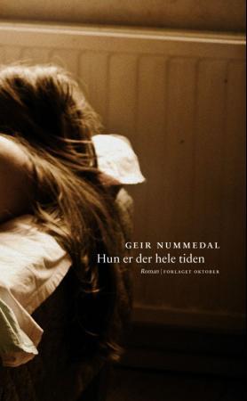 Hun er der hele tiden Hun er der hele tiden