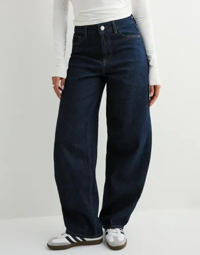 Pieces   Blå   Pcgrace Mw Barrel Jeans Noos Bc