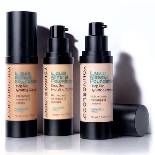 Youngblood Liquid Mineral Foundation Pebble 30 ml Youngblood Liquid Mineral Foundation Pebble 30 ml
