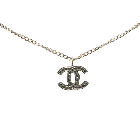 Pre-owned Chanel Silver Plated CC Pendant Necklace Silver
