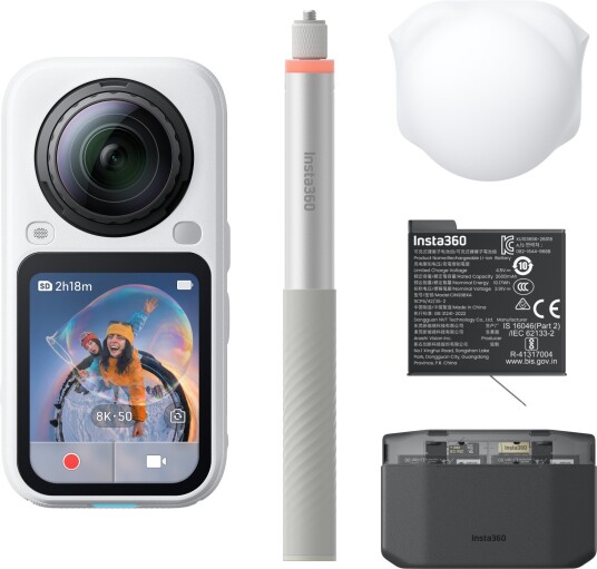 Insta360 X6 Action Camera Essentials Bundle (hvit)
