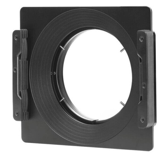 Nisi Filter Holder 180 Zeiss 15/2.8 CL Filterholder for Nisi 150mm filtersystem Nisi Filter Holder 180 Zeiss 15/2.8 CL Filterholder for Nisi 150mm filtersystem