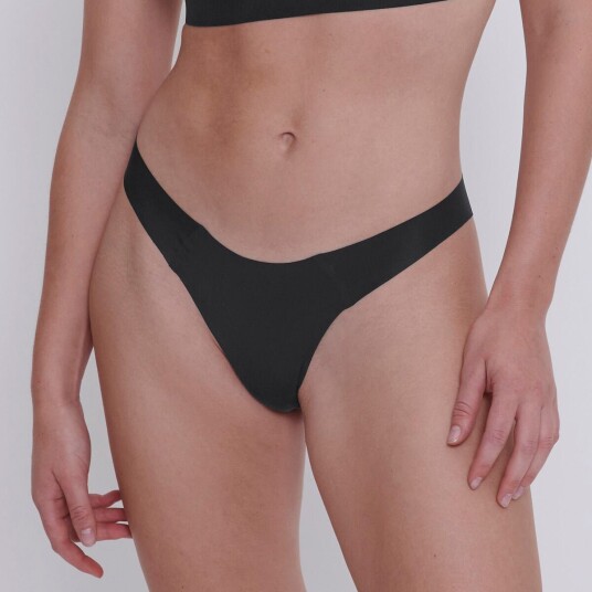 Sloggi Truser ZERO Feel 2 0 Tiny Tanga Svart Small Dame