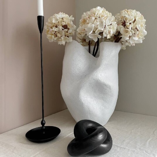 Filipiniana Vase Billow