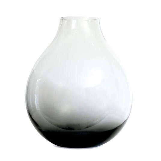 Ro Collection Flower vase no. 24 Smoked grey Ro Collection Flower vase no. 24 Smoked grey