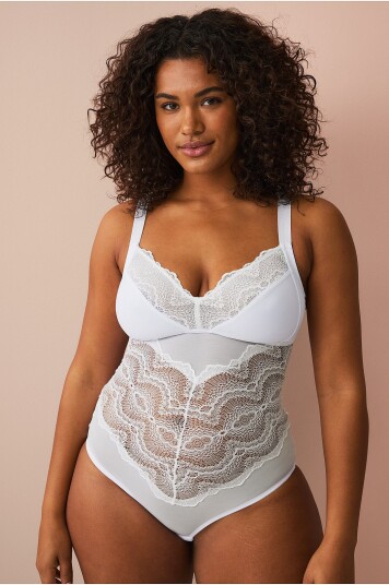 Ellos Plus collection   Body i blonde   Hvit