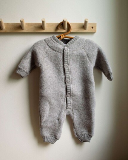 Joha Ull Ulldress I Børstet Ull - 100% Merino - Sesam Mel. Joha Ull Ulldress I Børstet Ull - 100% Merino - Sesam Mel.