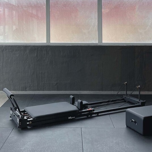 Megacore Pilates Reformer T07 svart