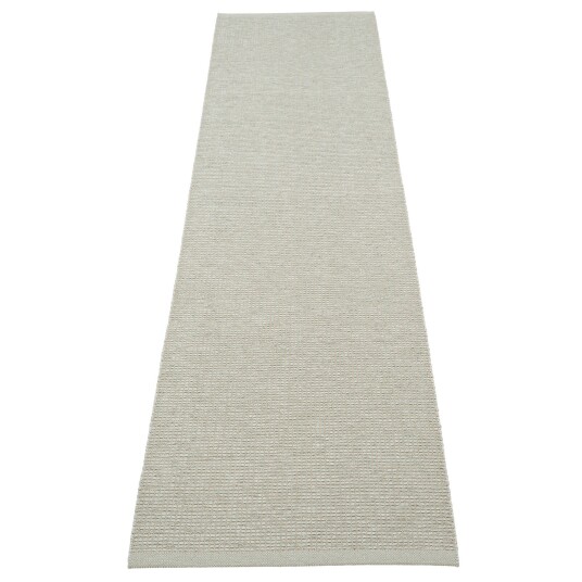 Pappelina Emm Matte 300x70 cm sage/linen Pappelina Emm Matte 300x70 cm sage/linen