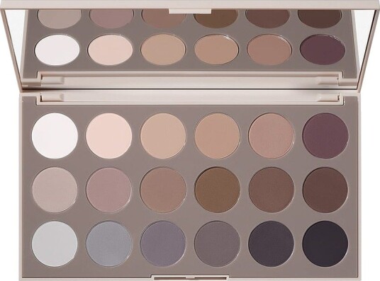 18CT Matte Essentials Artistry Palette