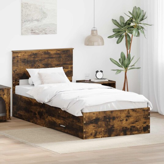 Sengestamme med hodegjerde Røkt eik 90 x 190 cm Konstruert tre Sengestamme med hodegjerde Røkt eik 90 x 190 cm Konstruert tre