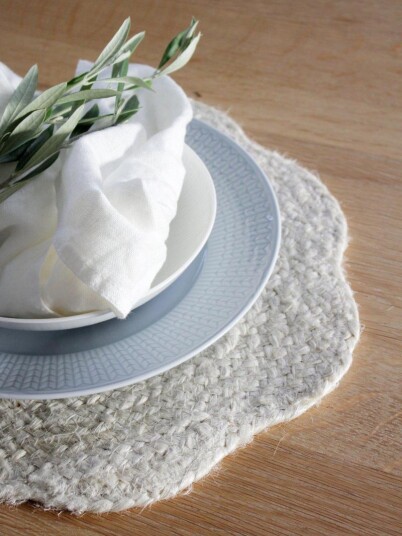 Svanefors Ekdal Dekkebrikke Offwhite jute Ø38 Svanefors Ekdal Dekkebrikke Offwhite jute Ø38
