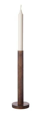 Ernst Lysestake Mørkebrun Tre H:25 cm - Elegant Lysestake Ernst Lysestake Mørkebrun Tre H:25 cm - Elegant Lysestake