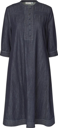 Masai Manakillaia   Navy   L