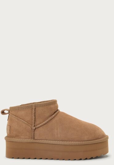 Colors Of California Platform Winter Boot In Suede