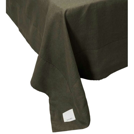 byNORD Sengkappe Gunhild 280x160 cm Bark byNORD Sengkappe Gunhild 280x160 cm Bark