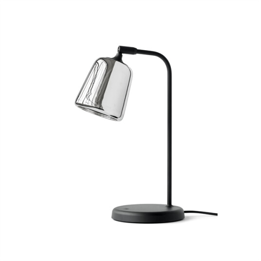 New Works Material Bordlampe Rustfritt Stål New Works Material Bordlampe Rustfritt Stål