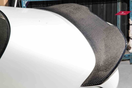 Alternativvare Baklukespoiler carbon
PSM style TKSP 124