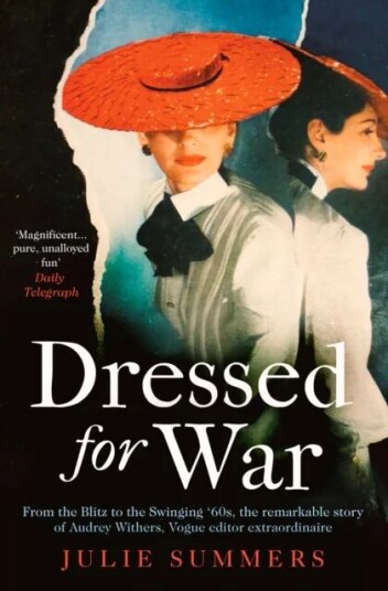 Dressed For War Av Julie Summers