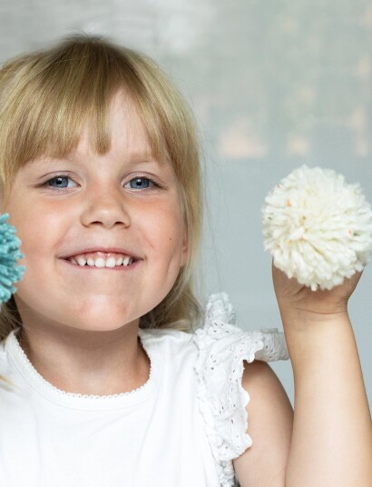 Micki Leksaker Micki Pom Pom 3 Pack I Trä Cream Micki Leksaker Micki Pom Pom 3 Pack I Trä Cream