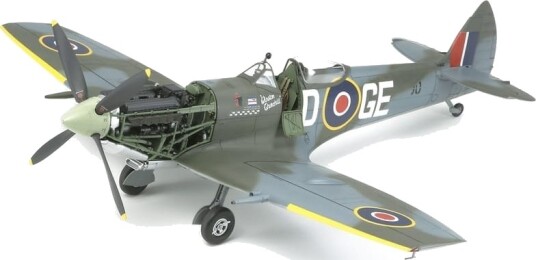 Tamiya 1/32 Spitfire Mk. XVIe