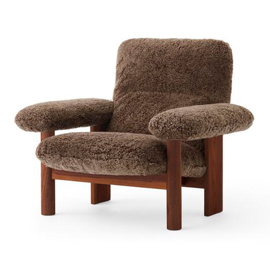 Audo Copenhagen Brasilia Lounge Chair Walnut / Sheepskin Root