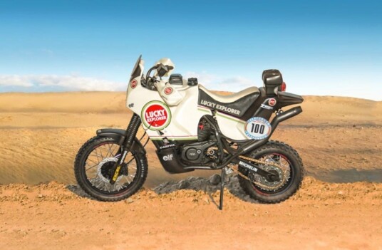 Italeri Cagiva Elephant 850 Paris-Dakar 1:9 Modellbygging