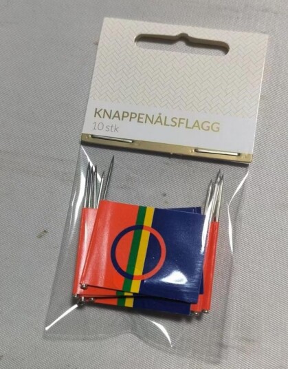 Knappenålsflagg Sameflagg pose s/10