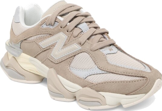 New Balance New Balance 9060 Brown 38.5