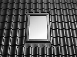Velux inndekning 94x160 cm edw 2000 med isolasjonskrave profilerte tak Velux inndekning 94x160 cm edw 2000 med isolasjonskrave profilerte tak